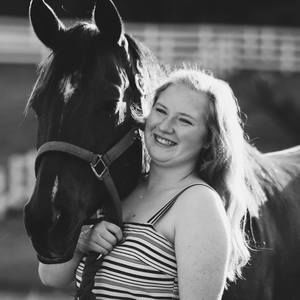 Meet your Posher, Olivia